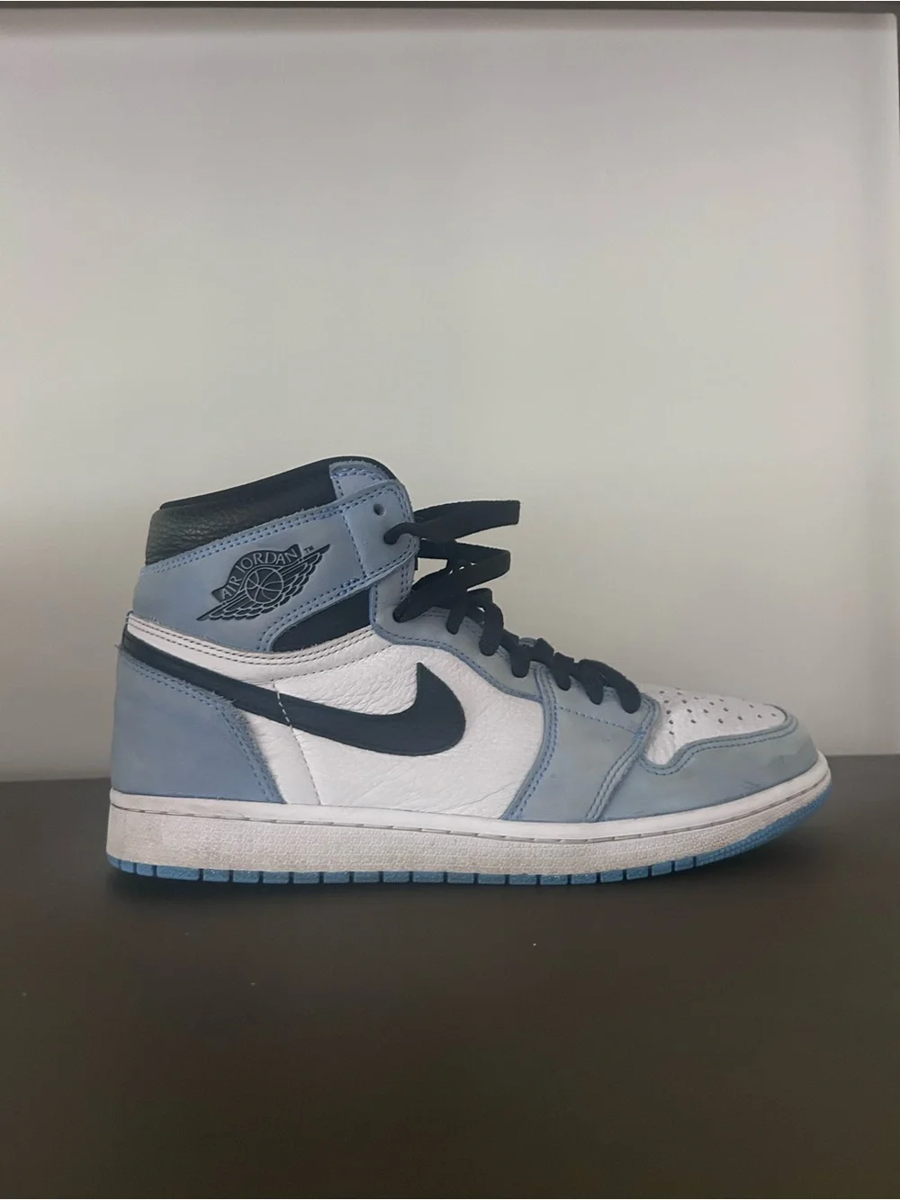 Air Jordan 1, Retro High-Top Sneaker in Carolina Blue